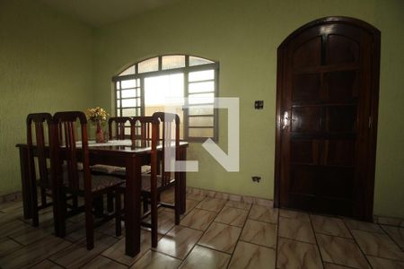 sala de jantar de casa à venda com 3 quartos, 158m² em Vila Nivi, São Paulo