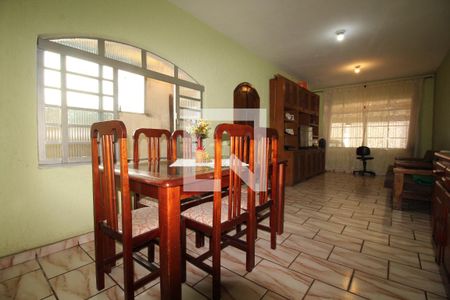 Sala de Jantar de casa à venda com 3 quartos, 158m² em Vila Nivi, São Paulo
