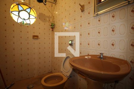 Casa à venda com 158m², 3 quartos e 2 vagasbanheiro 2