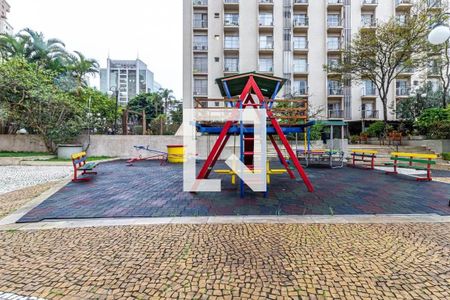 Apartamento para alugar com 72m², 2 quartos e 1 vaga Apartamento para alugar com 72m², 2 quartos e 1 vagaÁrea comum - Playground