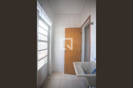 Área de serviço de apartamento para alugar com 2 quartos, 68m² em Jordanópolis, São Bernardo do Campo