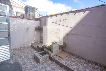 Apartamento para alugar com 68m², 2 quartos e 2 vagasQuintal