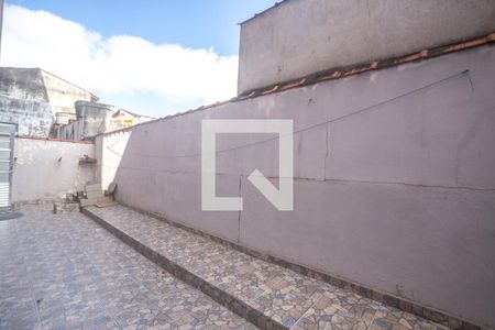 Apartamento para alugar com 68m², 2 quartos e 2 vagasQuintal