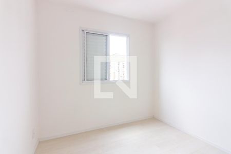 Quarto 2 de apartamento para alugar com 2 quartos, 45m² em Jardim Sao Pedro, Osasco