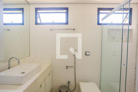 Apartamento para alugar com 151m², 4 quartos e 3 vagas Apartamento para alugar com 151m², 4 quartos e 3 vagasSuíte 1 - Banheiro