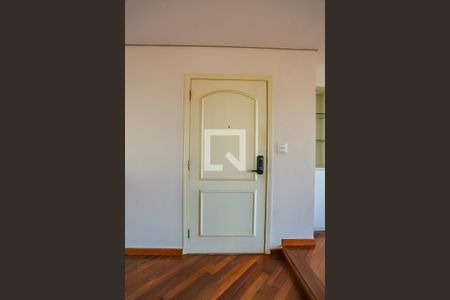 Entrada de apartamento para alugar com 4 quartos, 151m² em Jardim Colombo, São Paulo