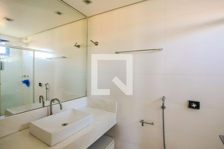 Apartamento para alugar com 151m², 4 quartos e 3 vagas Apartamento para alugar com 151m², 4 quartos e 3 vagasSuíte 2 - Banheiro