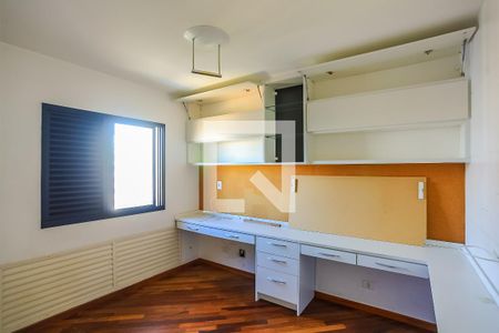 Apartamento para alugar com 151m², 4 quartos e 3 vagas Apartamento para alugar com 151m², 4 quartos e 3 vagasQuarto 2