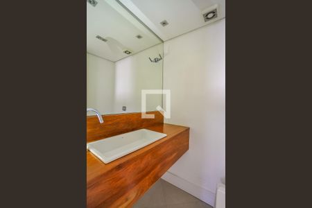 Lavabo de apartamento para alugar com 4 quartos, 151m² em Jardim Colombo, São Paulo