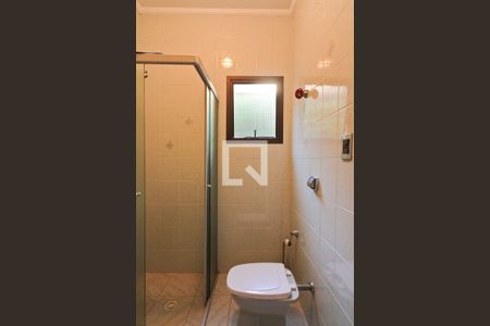 Casa à venda com 190m², 3 quartos e 4 vagasBanheiro de serviço