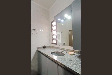 Casa à venda com 190m², 3 quartos e 4 vagasBanheiro da Suíte