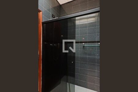 Casa à venda com 190m², 3 quartos e 4 vagasBanheiro 2