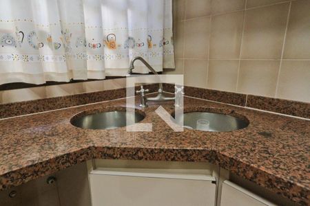 Casa à venda com 190m², 3 quartos e 4 vagasCozinha