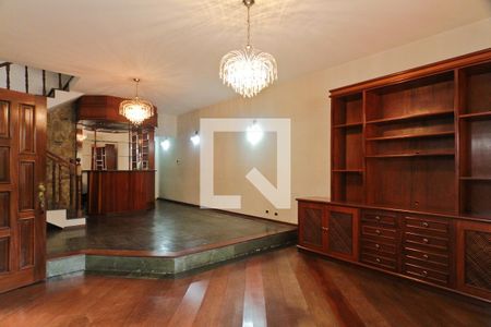 Sala de casa à venda com 3 quartos, 190m² em Jardim das Laranjeiras, São Paulo