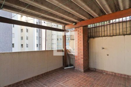 Casa à venda com 190m², 3 quartos e 4 vagasÁrea externa