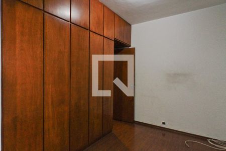 Casa à venda com 190m², 3 quartos e 4 vagasQuarto 2