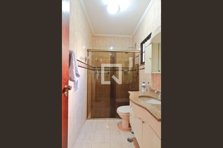 Casa à venda com 190m², 3 quartos e 4 vagasBanheiro