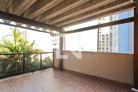 Casa à venda com 190m², 3 quartos e 4 vagasÁrea externa