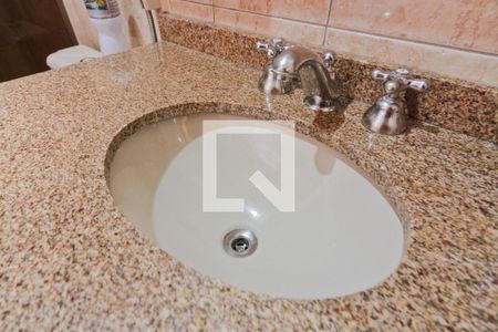 Casa à venda com 190m², 3 quartos e 4 vagasBanheiro