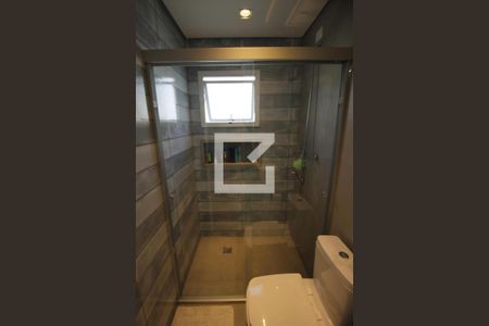 Casa de condomínio à venda com 392m², 4 quartos e 6 vagasBanheiro