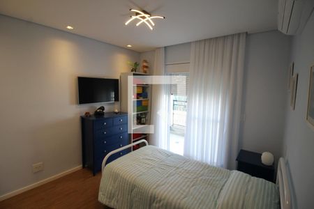 Quarto 1 de casa de condomínio à venda com 4 quartos, 392m² em Vila Bertioga, São Paulo