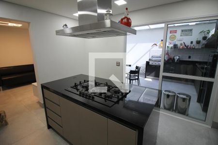 Casa de condomínio à venda com 392m², 4 quartos e 6 vagasCozinha