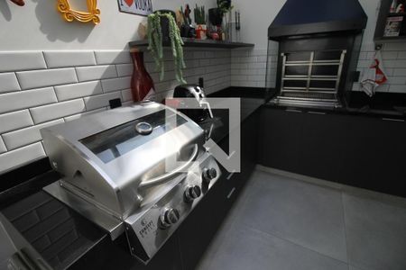 Casa de condomínio à venda com 392m², 4 quartos e 6 vagasÁrea gourmet