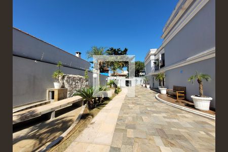 Casa de condomínio à venda com 392m², 4 quartos e 6 vagas Casa de condomínio à venda com 392m², 4 quartos e 6 vagasÁrea comum