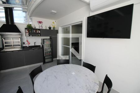 Casa de condomínio à venda com 392m², 4 quartos e 6 vagasÁrea gourmet