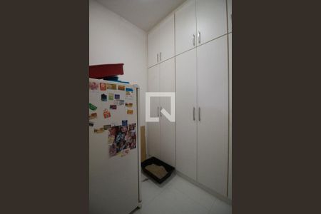 Apartamento à venda com 140m², 3 quartos e 1 vaga Apartamento à venda com 140m², 3 quartos e 1 vagaQuarto da área de serviço