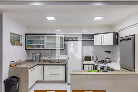 Casa à venda com 110m², 2 quartos e 2 vagasCozinha