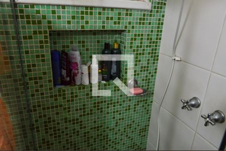 Casa de condomínio à venda com 261m², 6 quartos e 3 vagas Casa de condomínio à venda com 261m², 6 quartos e 3 vagasBanheiro 2