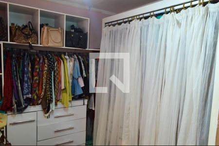 Casa de condomínio à venda com 261m², 6 quartos e 3 vagas Casa de condomínio à venda com 261m², 6 quartos e 3 vagasQuarto 3