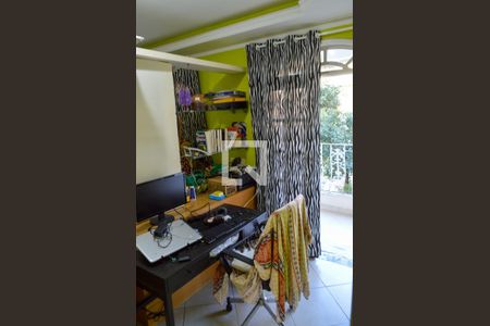 Casa de condomínio à venda com 261m², 6 quartos e 3 vagas Casa de condomínio à venda com 261m², 6 quartos e 3 vagasSuíte