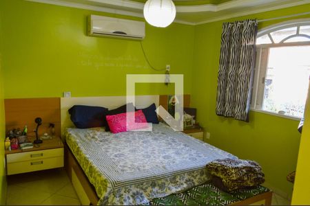 Suíte  de casa de condomínio à venda com 6 quartos, 261m² em Jacarepaguá, Rio de Janeiro