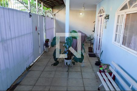 Casa de condomínio à venda com 261m², 6 quartos e 3 vagas Casa de condomínio à venda com 261m², 6 quartos e 3 vagasQuintal