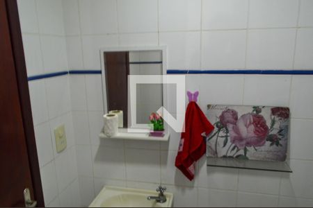 Casa de condomínio à venda com 261m², 6 quartos e 3 vagas Casa de condomínio à venda com 261m², 6 quartos e 3 vagasBanheiro do Quarto Suíte