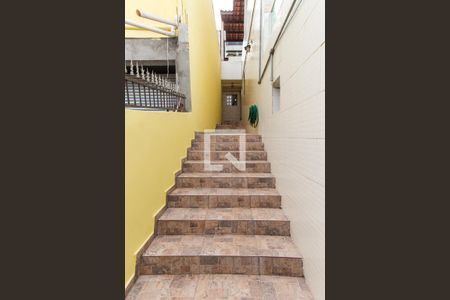 Casa à venda com 150m², 2 quartos e 3 vagasEscada 