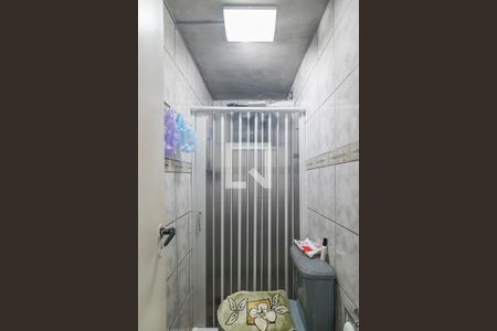 Casa à venda com 150m², 1 quarto e 1 vagaBanheiro Fundos
