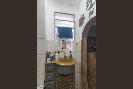 Casa à venda com 150m², 1 quarto e 1 vagaBanheiro Fundos