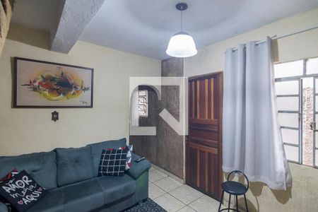 Casa à venda com 150m², 1 quarto e 1 vagaSala Fundos