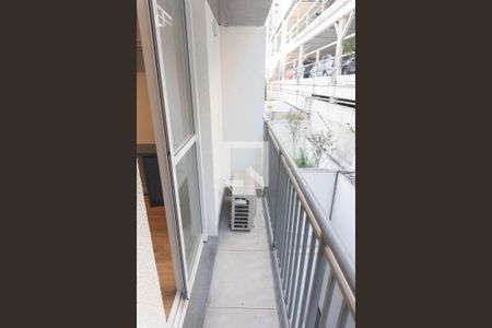 Studio para alugar com 18m², 1 quarto e sem vaga Studio para alugar com 18m², 1 quarto e sem vagaSacada