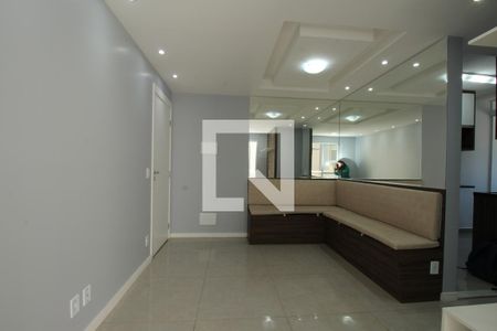 Sala de apartamento para alugar com 2 quartos, 47m² em Jardim Monte Alegre, Taboão da Serra