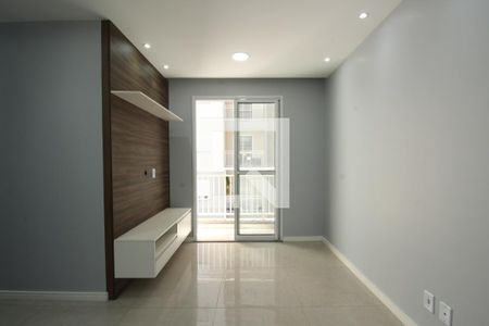 Sala de apartamento para alugar com 2 quartos, 47m² em Jardim Monte Alegre, Taboão da Serra