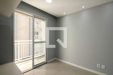 Sala de apartamento para alugar com 2 quartos, 47m² em Jardim Monte Alegre, Taboão da Serra