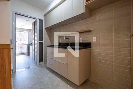 Cozinha de apartamento para alugar com 2 quartos, 66m² em Paraíso, São Paulo