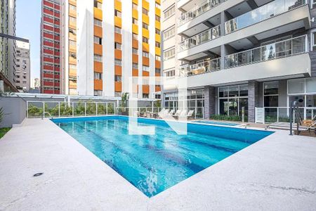 Piscina de apartamento para alugar com 2 quartos, 66m² em Paraíso, São Paulo