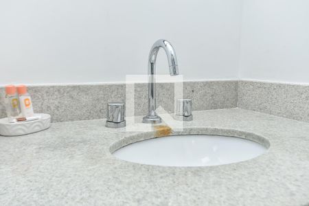 Studio à venda com 25m², 1 quarto e sem vaga Studio à venda com 25m², 1 quarto e sem vagaBanheiro