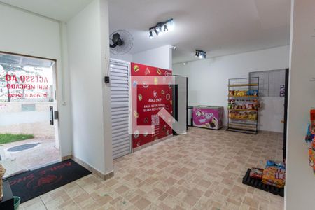 Apartamento à venda com 34m², 2 quartos e sem vagaMercadinho