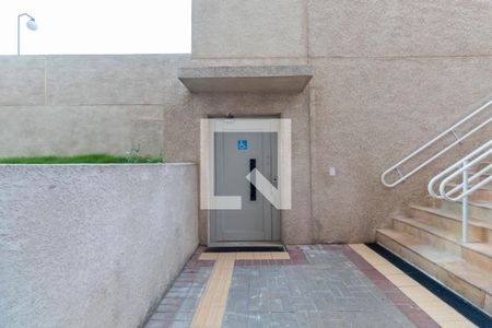 Apartamento à venda com 34m², 2 quartos e sem vagaÁrea comum